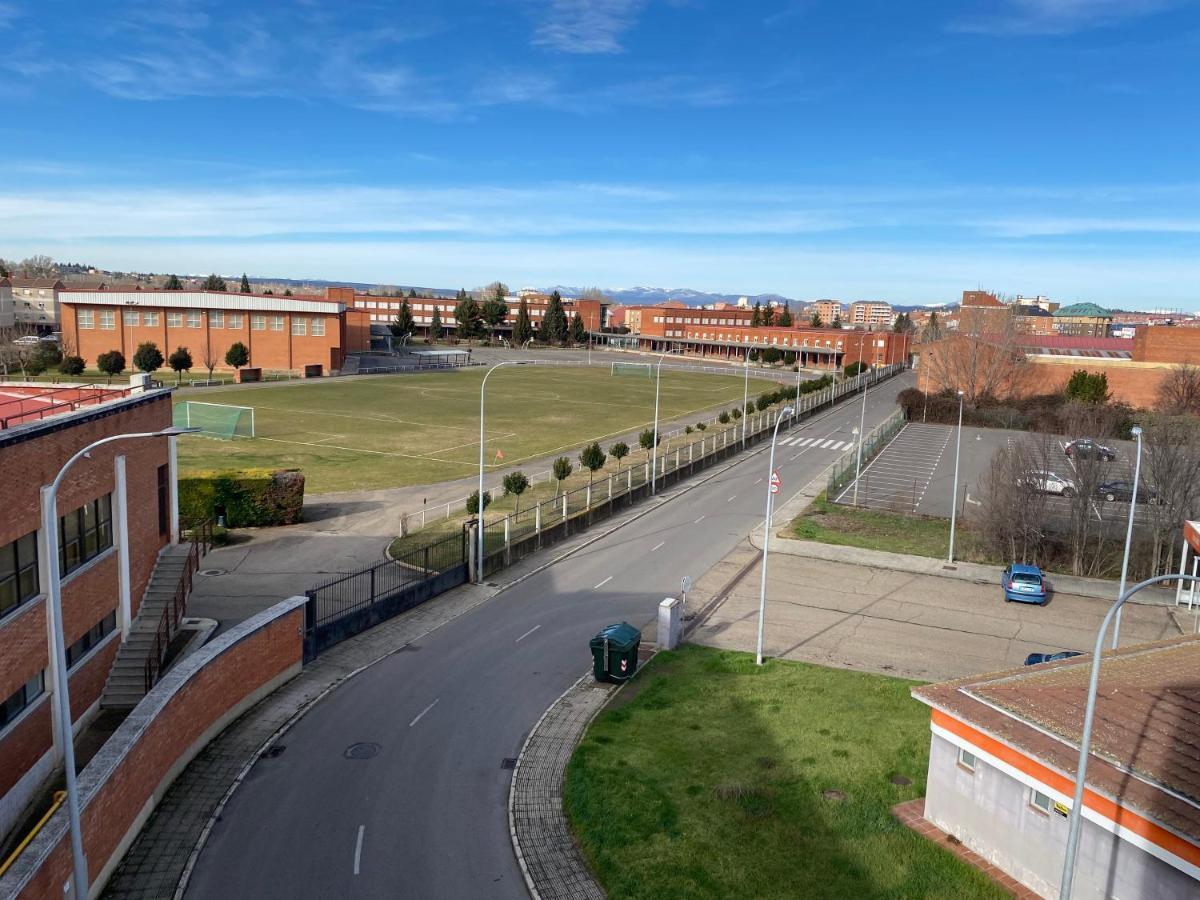 Apartmán La Casa De Reyes - Wifi Gratis León Exteriér fotografie